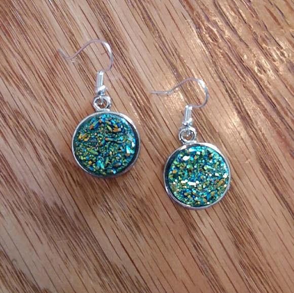 Jewelry - Blue green druzy dangle earrings